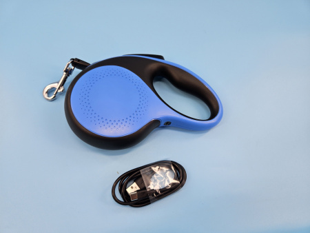 Рулетка-поводок со светодиодной подсветкой для собак &laquo;Чистый котик&raquo;, 5 м/30 кг